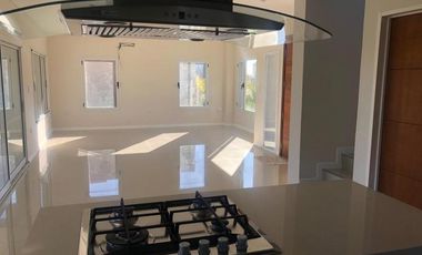 Linda casa en La Horqueta