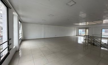 LOCAL EN ARRIENDO EN AV SANTANDER/MANIZALES