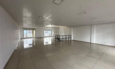 LOCAL EN ARRIENDO EN AV SANTANDER/MANIZALES