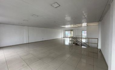 LOCAL EN ARRIENDO EN AV SANTANDER/MANIZALES
