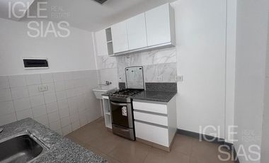 Departamento en alquiler con jardín en El Sendero, Nordelta