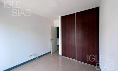 Departamento en alquiler con jardín en El Sendero, Nordelta