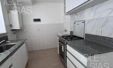 Departamento en alquiler con jardín en El Sendero, Nordelta