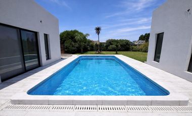 Casa BARRIO SANTA RITA CANNING