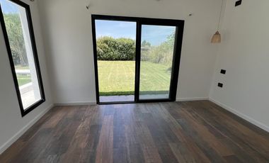 Casa BARRIO SANTA RITA CANNING