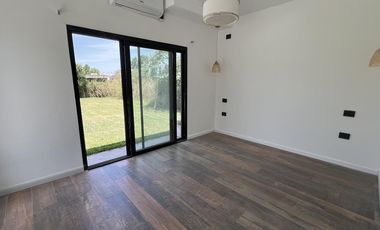 Casa BARRIO SANTA RITA CANNING