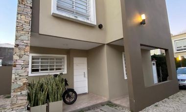 Duplex 3 ambientes excelente ubicación