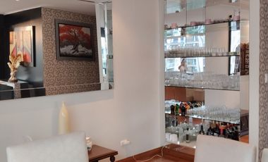 Venta de Duplex con cochera doble en Surco