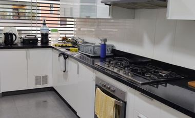Venta de Duplex con cochera doble en Surco