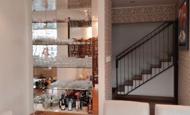 Venta de Duplex con cochera doble en Surco