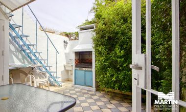 Dúplex en venta en Munro, 2 amb con cochera, patio y terraza
