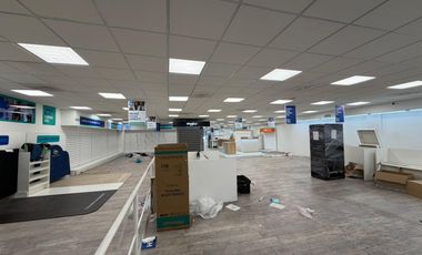 Local en Alquiler en Avenida Santa Fe 2500 - Barrio Norte