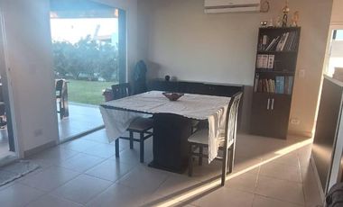 Casa en El Canton - Norte