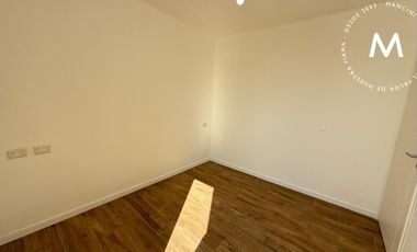 Duplex en venta de 4 ambientes con cochera, piscina y parrilla - Villa Ballester