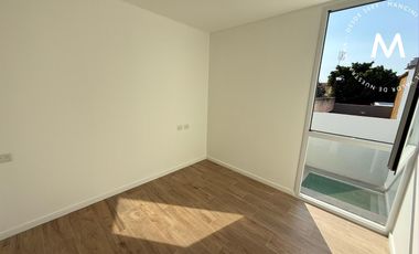 Duplex en venta de 4 ambientes con cochera, piscina y parrilla - Villa Ballester