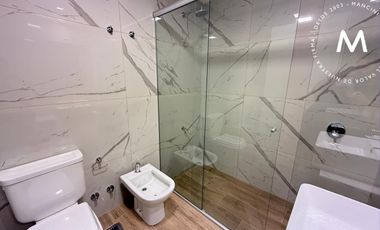 Duplex en venta de 4 ambientes con cochera, piscina y parrilla - Villa Ballester