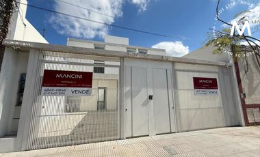 Duplex en venta de 4 ambientes con cochera, piscina y parrilla - Villa Ballester