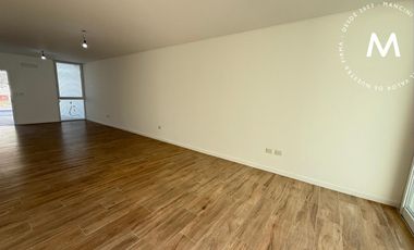 Duplex en venta de 4 ambientes con cochera, piscina y parrilla - Villa Ballester