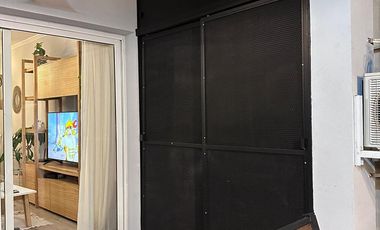 Triplex En Milberg Town con galería, patio y parrilla!