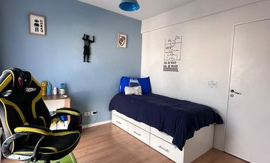 Triplex En Milberg Town con galería, patio y parrilla!