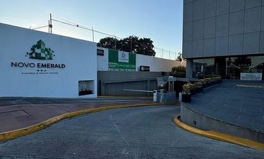 Oficina Renta, Novo Emerald Business and Health Center.