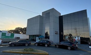 Oficina Renta, Novo Emerald Business and Health Center.