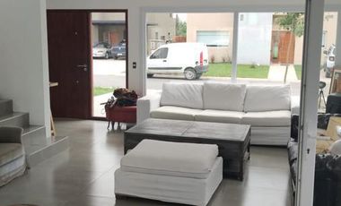 Casa en venta en Villa Marina - Tigre