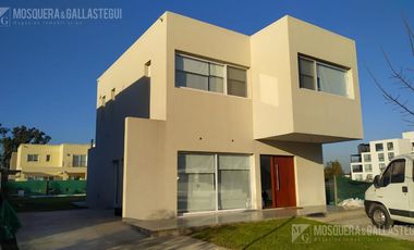 Casa en venta en Villa Marina - Tigre