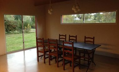 HERMOSA Casa de 320 m2/ Excelente vista al bosque/ Amenities/ Sup. 2500 m2/ Parque Las Naciones