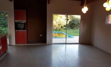 HERMOSA Casa de 320 m2/ Excelente vista al bosque/ Amenities/ Sup. 2500 m2/ Parque Las Naciones