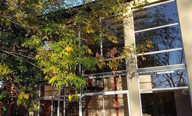 HERMOSA Casa de 320 m2/ Excelente vista al bosque/ Amenities/ Sup. 2500 m2/ Parque Las Naciones