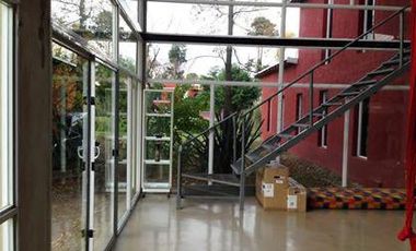 HERMOSA Casa de 320 m2/ Excelente vista al bosque/ Amenities/ Sup. 2500 m2/ Parque Las Naciones