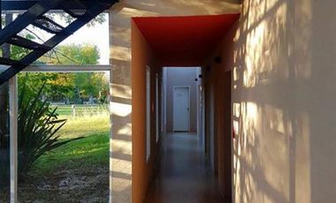 HERMOSA Casa de 320 m2/ Excelente vista al bosque/ Amenities/ Sup. 2500 m2/ Parque Las Naciones