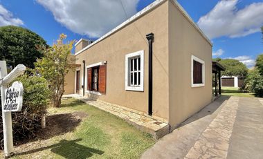 Importante propiedad en Mar de Cobo, sobre 2 lotes y a 150 metros del mar. APTA CREDITO