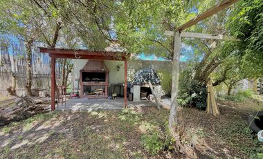 Importante propiedad en Mar de Cobo, sobre 2 lotes y a 150 metros del mar. APTA CREDITO