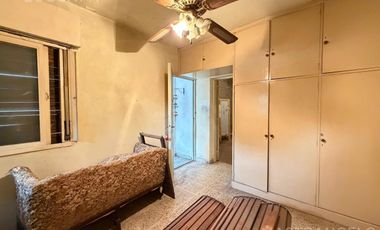 PH al frente de 3 ambientes con garage