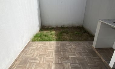 Venta, Departamento, 2 Ambientes, Villa Luzuriaga, Patio