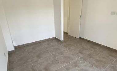 Venta, Departamento, 2 Ambientes, Villa Luzuriaga, Patio