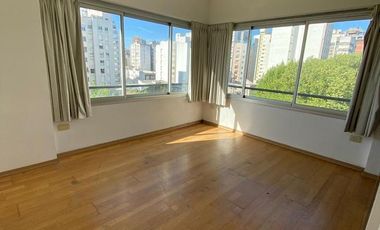 Departamento en venta con cochera en La Plata