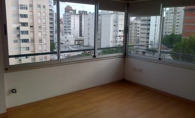 Departamento en venta con cochera en La Plata