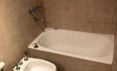 Departamento en venta con cochera en La Plata