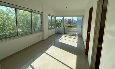 Departamento en venta con cochera en La Plata
