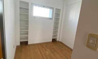Departamento en venta con cochera en La Plata
