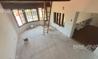 ALQUILER - LOCAL USO COMERCIAL O PROFESIONAL EN SAN ANDRES A METROS DE LA PLAZA ALEM