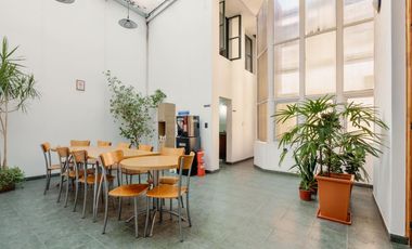 Oficina en venta barrio centro por calle pellegrini amplio luminoso categoria