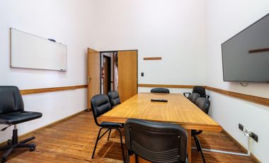 Oficina en venta barrio centro por calle pellegrini amplio luminoso categoria