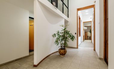 Oficina en venta barrio centro por calle pellegrini amplio luminoso categoria