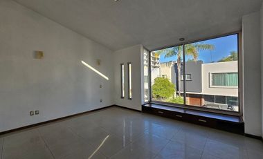 Propiedad en Altamira - Valle Real