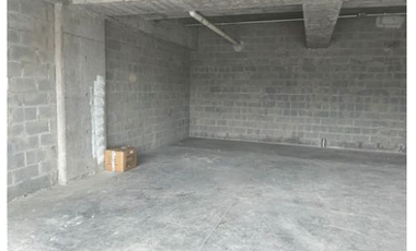 LOCAL EN VENTA CUMBRES CUARTO SECTOR