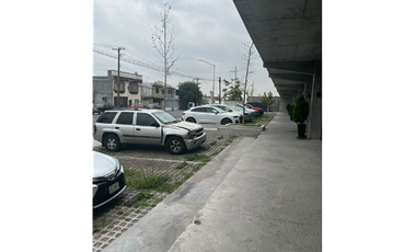 LOCAL EN VENTA CUMBRES CUARTO SECTOR